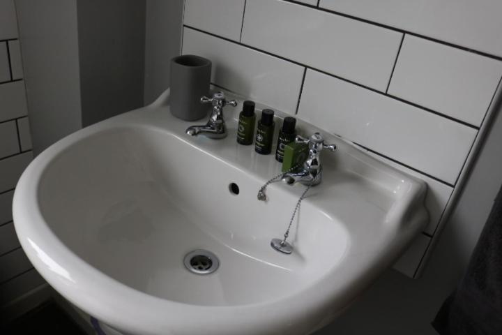 Charming 2 Bed House - Family Friendly Villa Nottingham Cameră foto